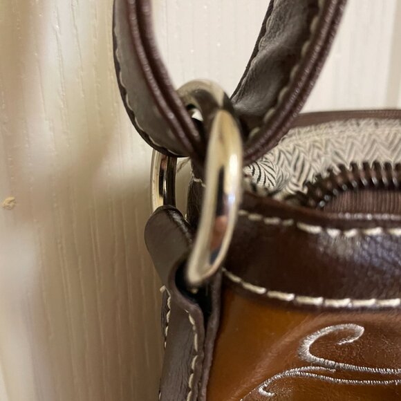 Two tone brown cross body purse with silver tone mirrored star, and studs - Picture 11 of 15
